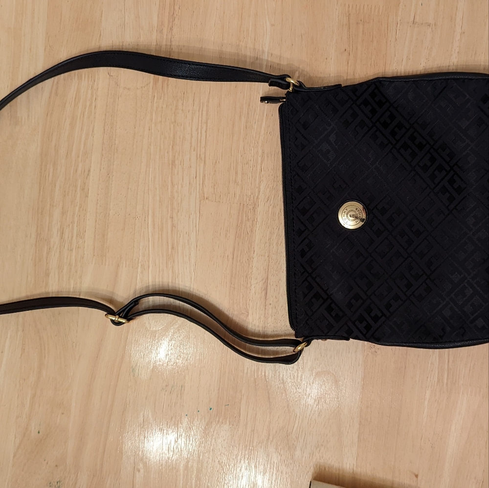 Tommy Hilfiger Handbag
